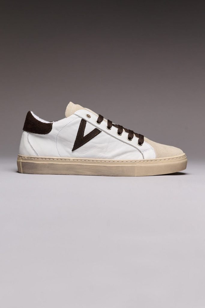 V2_SHOOSE-FW2554401_19f8f66e-e645-4770-81b0-cc3eaa96c96b_960x_crop_center